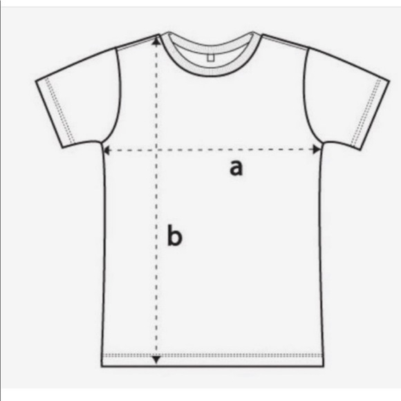 PETITE LARGE BLACK TSHIRT - Picture 7 of 8